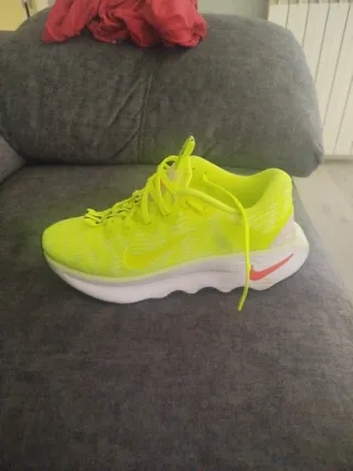 Zapatillas Nike Running Neón