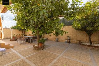 Chalet en venta en Atarfe