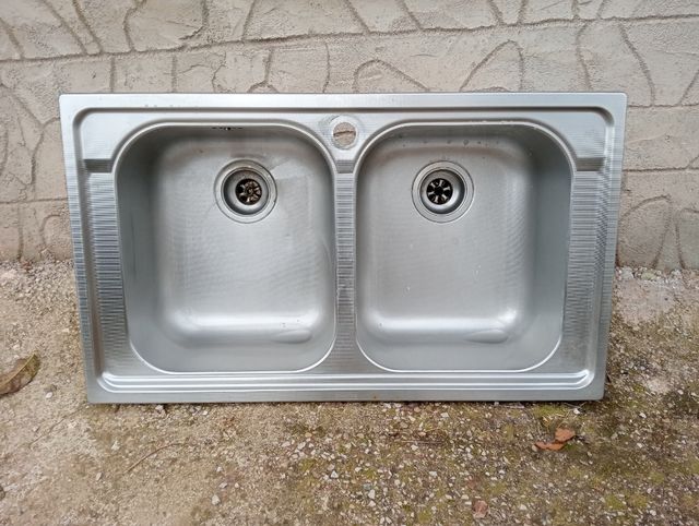 Fregadero doble de cocina de metal