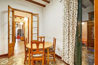 Piso en venta en El Raval en Barcelona