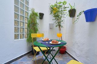 Piso en venta en La Goleta - San Felipe Neri en Málaga