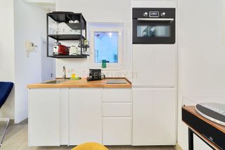 Piso en venta en La Goleta - San Felipe Neri en Málaga