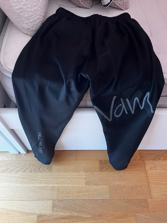 Chándal Valle del Miro Talla 10