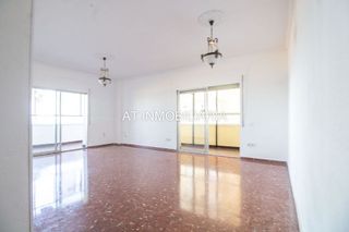 Piso en venta en Cortadura - Zona Franca  en Cádiz