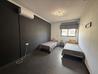 Casa en venta en Alginet