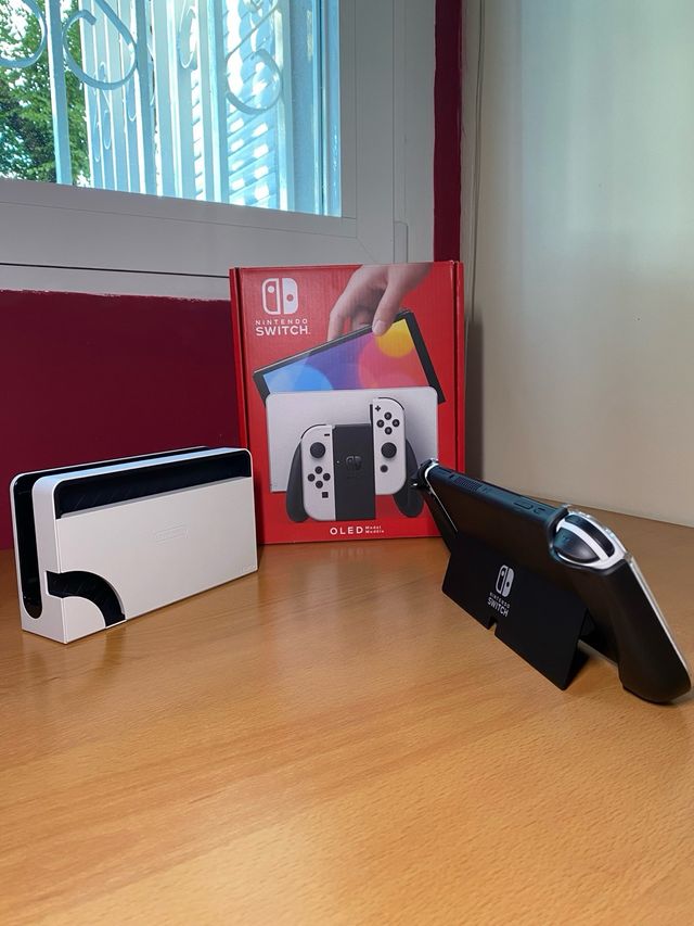 Pack Nintendo Switch OLED COMPLETO + 3 Juegos