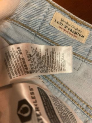 Pantalón vaquero Levi's azul claro
