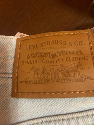 Pantalón vaquero Levi's azul claro