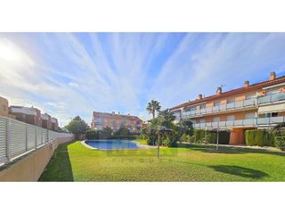 Piso en venta en Pla de Sant Pere-Les Salines en Cubelles