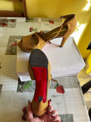 Sandalias plataforma CASANDRA doradas