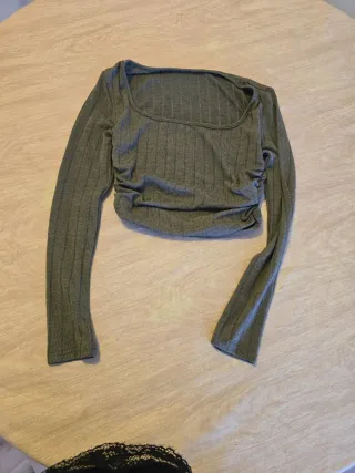 Camiseta gris manga larga