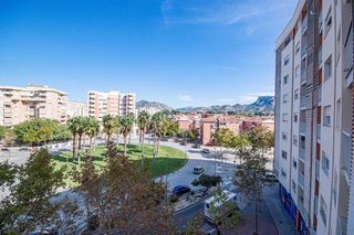 Piso en venta en Elda