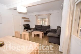 Piso en venta en El Mercado en Manises