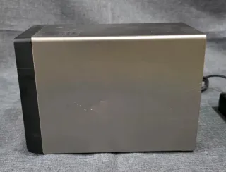 QNAP TS-221 NAS Server