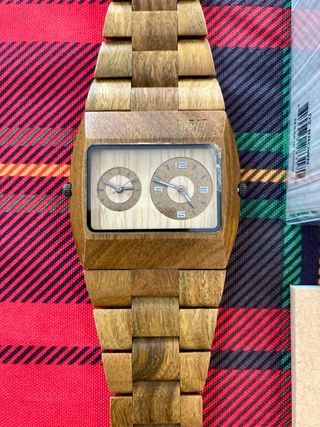 Orologio WeWood in legno marrone