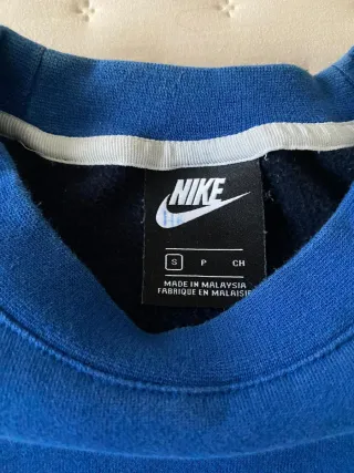 Sudadera Nike Swoosh Azul y Blanca