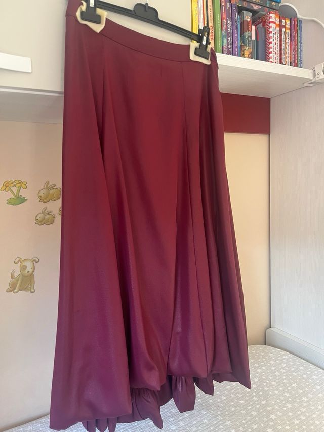 Vestido fiesta Adolfo Domínguez en color Burdeos