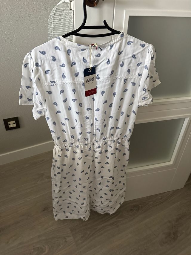 Vestido blanco estampado azul