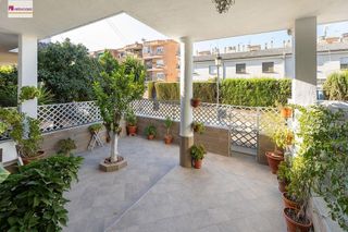 Casa adosada en venta en Atarfe