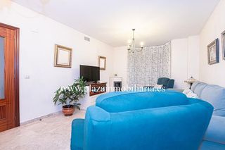 Chalet en venta en Lucena