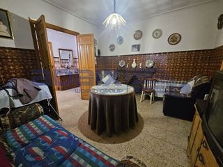 Casa adosada en venta en Centro en Puertollano