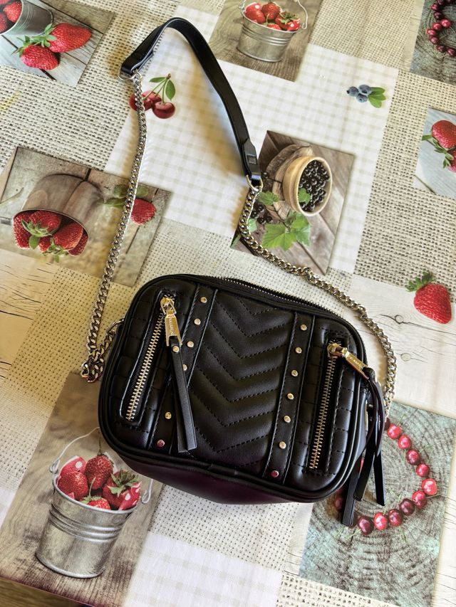 Bolso de hombro negro