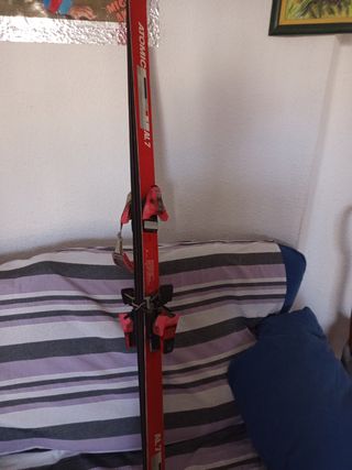 Esquís Atomic AL7 con fijaciones