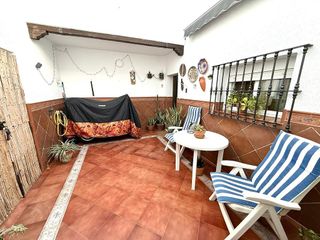 Chalet en venta en La Banda - Campo de Fútbol en Chiclana de la Frontera