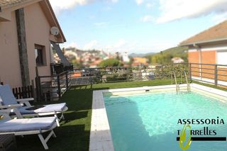Chalet en venta en Torrelles de Llobregat