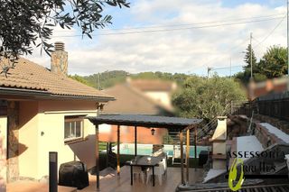 Chalet en venta en Torrelles de Llobregat