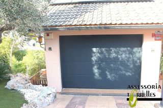 Chalet en venta en Torrelles de Llobregat