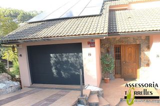 Chalet en venta en Torrelles de Llobregat