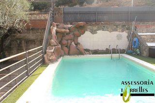 Chalet en venta en Torrelles de Llobregat