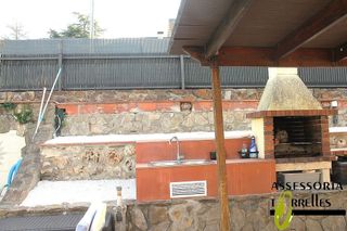 Chalet en venta en Torrelles de Llobregat