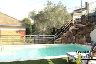 Chalet en venta en Torrelles de Llobregat