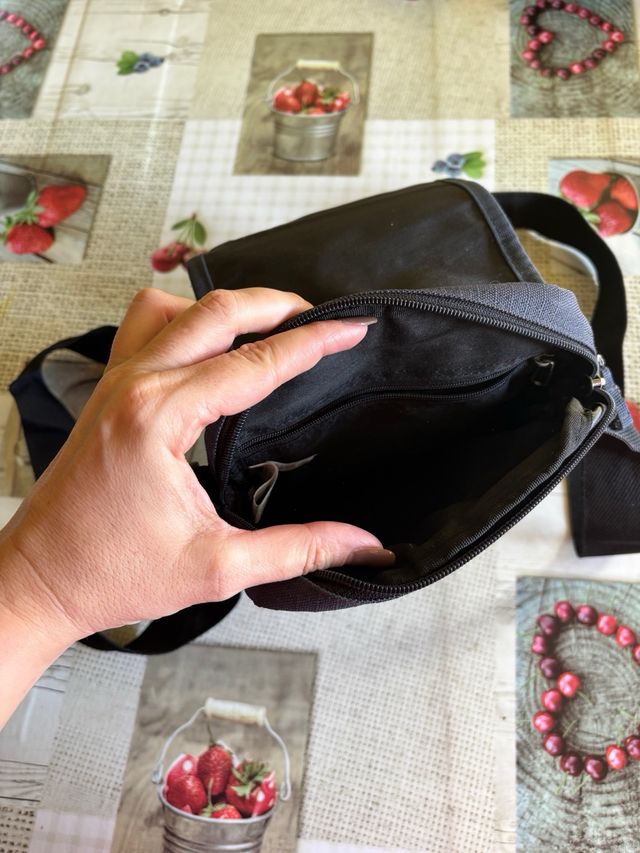 Bandolera Quiksilver azul chico