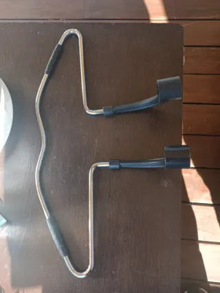 Percha para chaqueta en asiento de coche