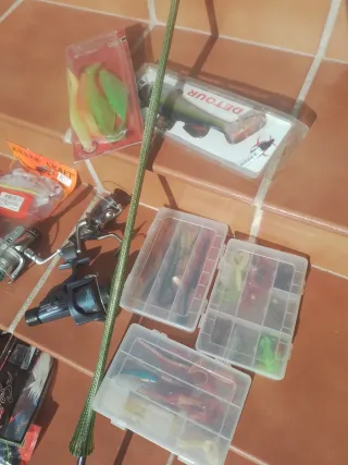 Caña de pescar y accesorios