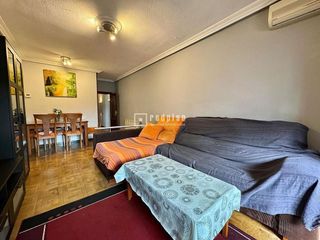 Piso en venta en Reyes Católicos en Alcalá de Henares