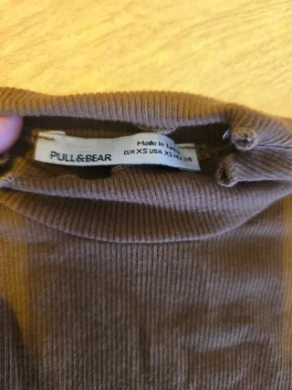 Camiseta marrón de manga larga