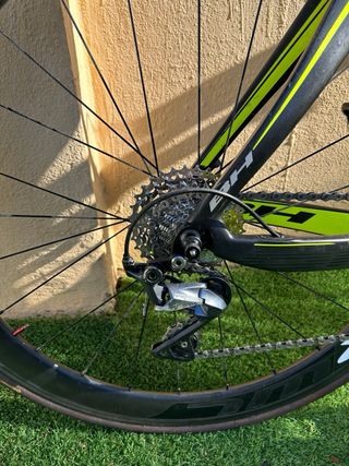 Bicicleta Triatlón BH Carbono