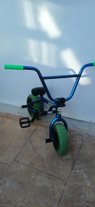 Mini BMX modelo Joker Rocker 3 Azul