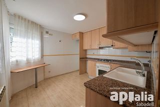 Casa adosada en venta en Sentmenat