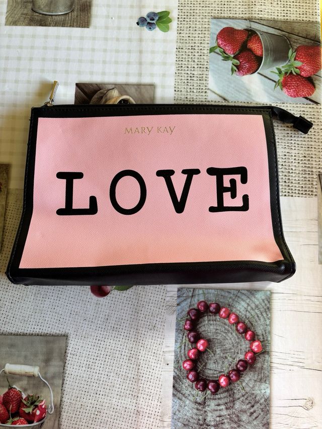 Bolso de mano Mary Kay rosa y negro