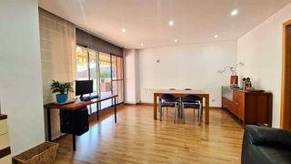 Piso en venta en Plaça Catalunya en Prat de Llobregat, El