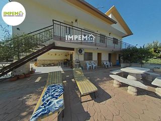 Chalet en venta en Masquefa