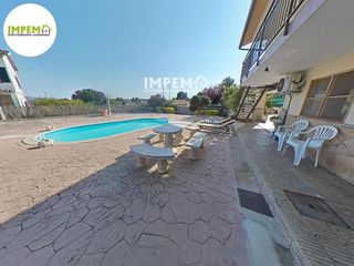 Chalet en venta en Masquefa