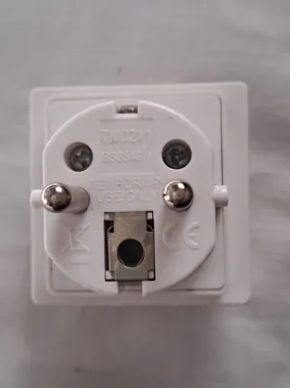 Adaptador Enchufe Viaje USB Blanco