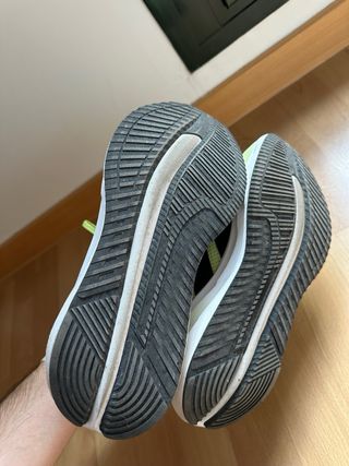 Zapatillas Adidas Running Verdes y Negras