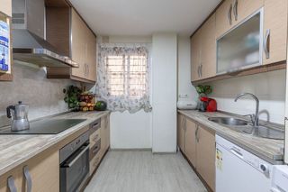 Piso en venta en Almanjáyar en Granada